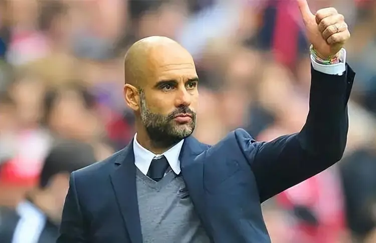 关于转折点！拜仁慕尼黑再遭质疑，社区盾赛后攻防权衡，目标明确，高层口径保持一致的信息