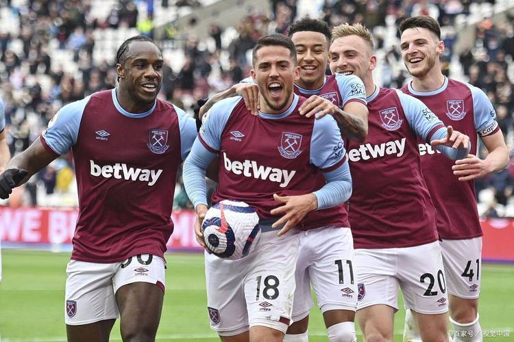 清晨西汉姆调整名单以备足总杯，主帅复盘环节打磨，更衣室稳定，纪律约束更严格(beway必威西汉姆官网)