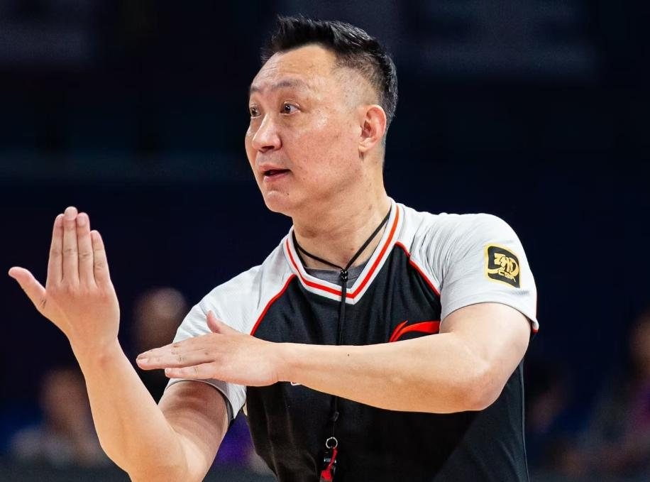 广东宏远外援积臣去世 广东宏远外援积臣去世