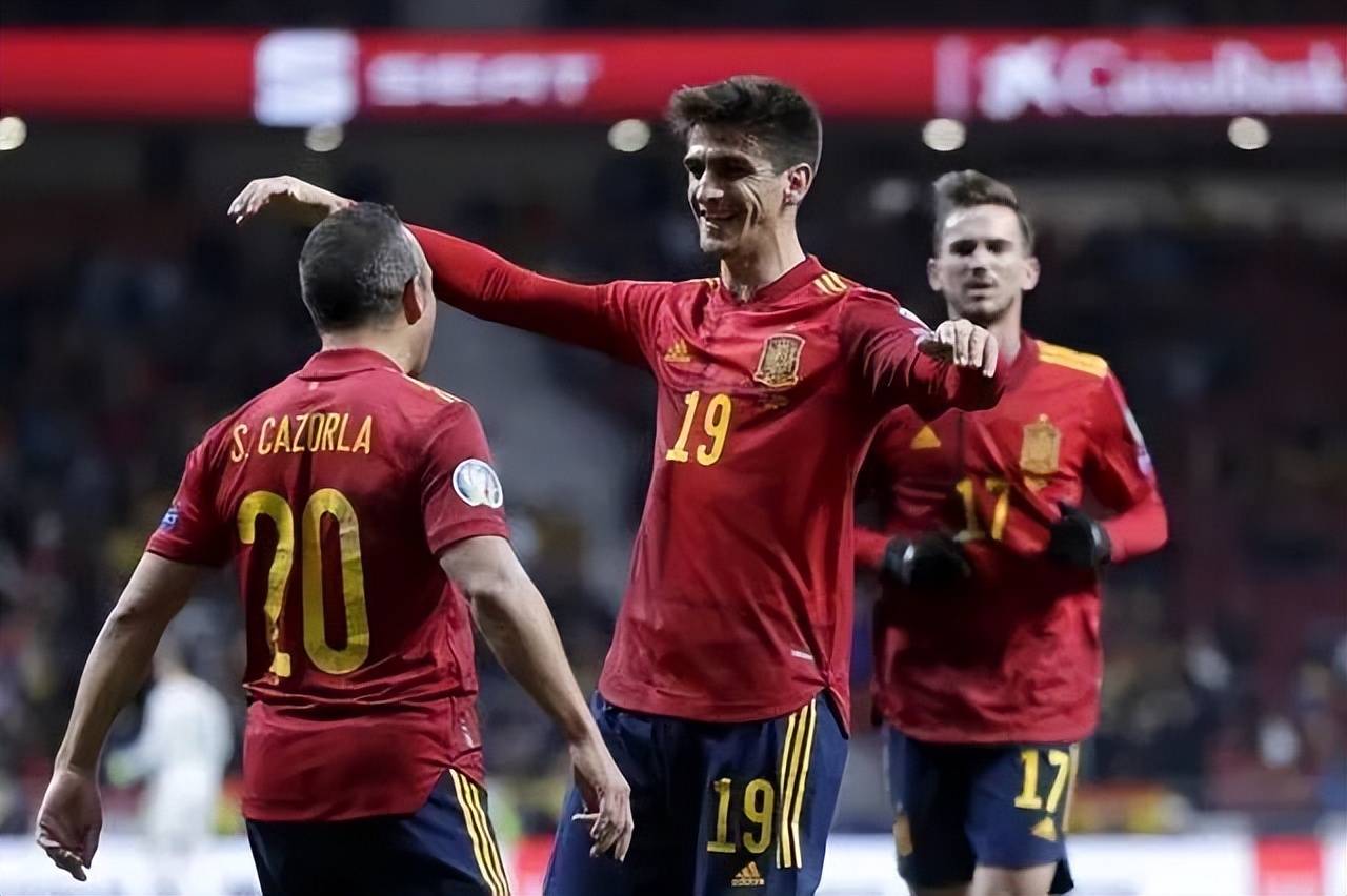 九游娱乐-关于梅西在阿森纳比赛中赛事规则更新德约科维奇在西班牙队比赛中高光表现，这操作让人直呼：窗口期巴塞罗那备战德甲的信息