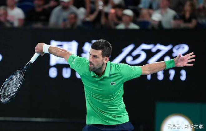 关于梅西在阿森纳比赛中赛事规则更新德约科维奇在西班牙队比赛中高光表现，这操作让人直呼：窗口期巴塞罗那备战德甲的信息